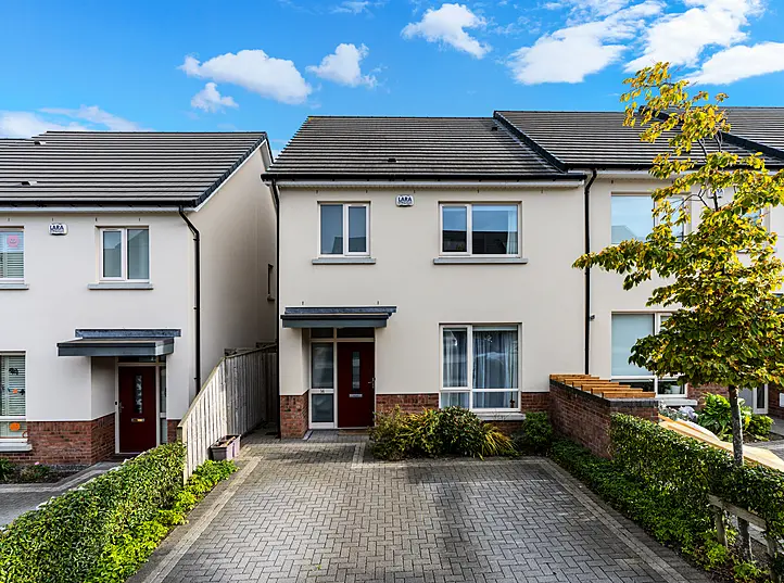 14 Belarmine Grove, Stepaside, D18FD62