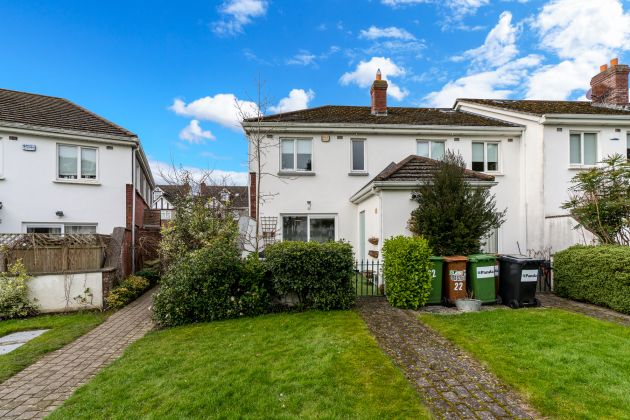 22 Castle Grove, Kilgobbin Wood, Sandyford, Dublin 18