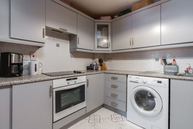 Apt 208 Phoenix View, James's Street, Dublin 8, D08 H635