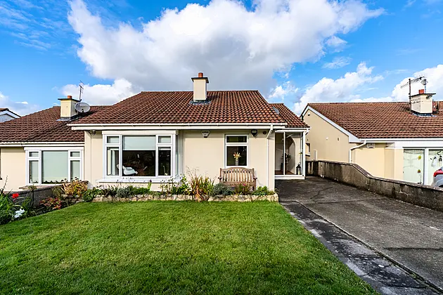 24 Kingston Rise, Ballinteer, Dublin 16