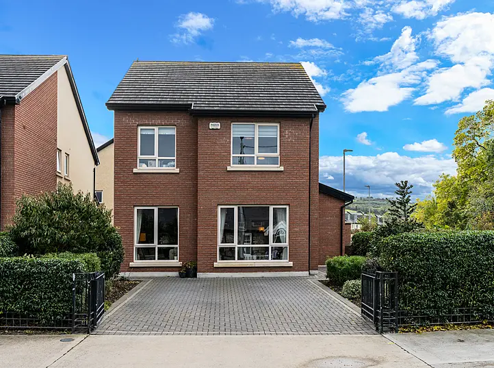 1 Dodderbrook View, Ballycullen, D24 CYV6