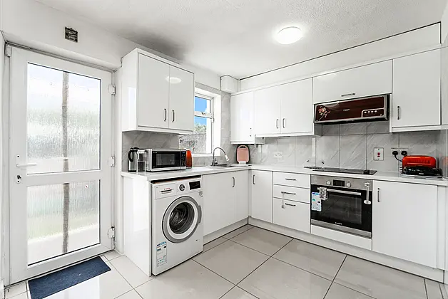 35 Ballyogan Crescent, Carrickmines, D18K8N2