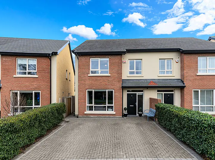 16 Dodderbrook Park, Ballycullen, D24KXY7