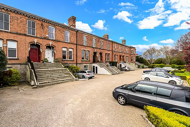 4A Breffni Terrace, Breffni Road, Sandycove, A96 KH48