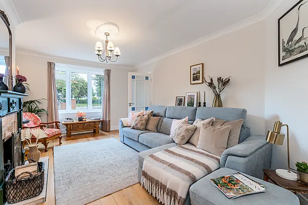 1 Glencairn Drive, The Gallops, Leopardstown, Dublin