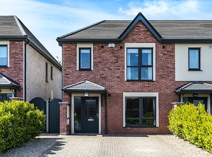 22 Ardsolus, Kingswood Cross, Kingswood, Dublin 22