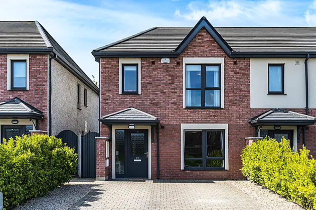 22 Ardsolus, Kingswood Cross, Kingswood, Dublin 22