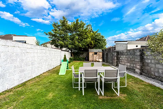 10 Glenbourne Way, Leopardstown, D18 V2W5