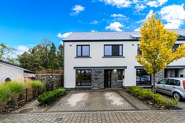 84 Diswellstown Manor, Porterstown Road, Castleknock, D15 P2XF