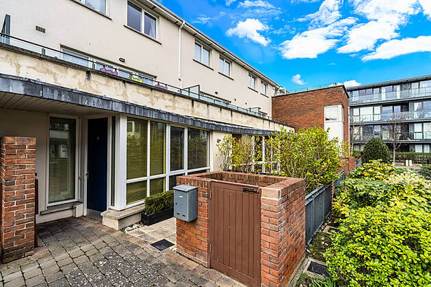 11 Levmoss Avenue, The Gallops, Leopardstown, Dublin