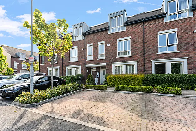 32 Brickfield Drive, Honeypark, Dun Laoghaire, Dublin