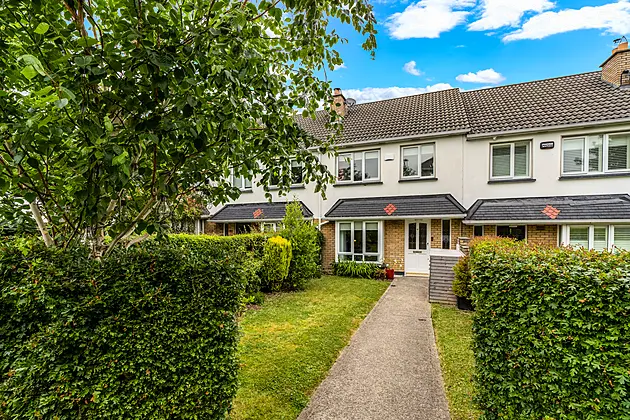 25 Beechdale Place, Ballycullen, D24 N765