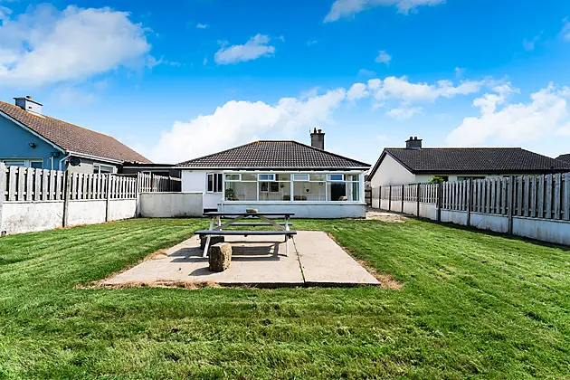 Ocean Breeze, 16 Barryville Court, Rosslare Harbour, Y35 V1K7