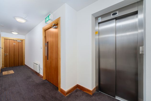 Apt 33 Carmanhall Court, Sandyford, D18 XW02