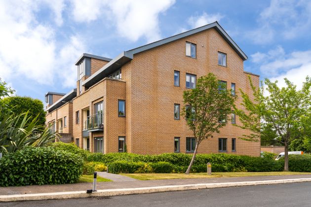 Apt 33 Carmanhall Court, Sandyford, D18 XW02