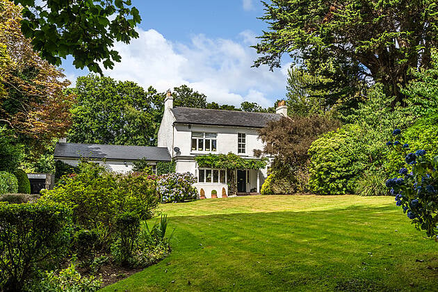 "Larkfield", Balure Lane, Church Road, Killiney, A96 E928