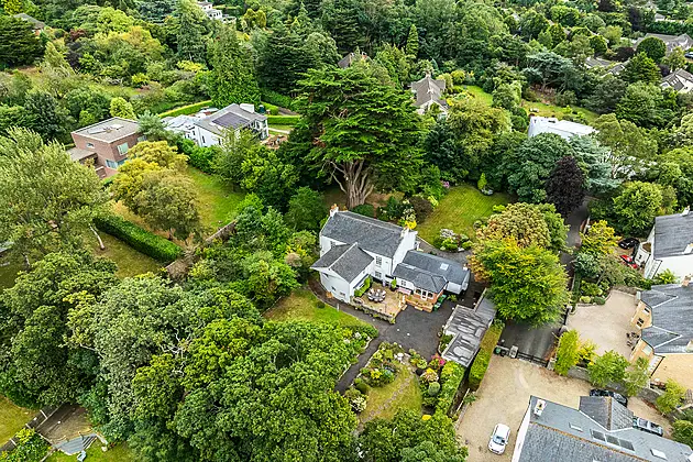 "Larkfield", Balure Lane, Church Road, Killiney, A96 E928