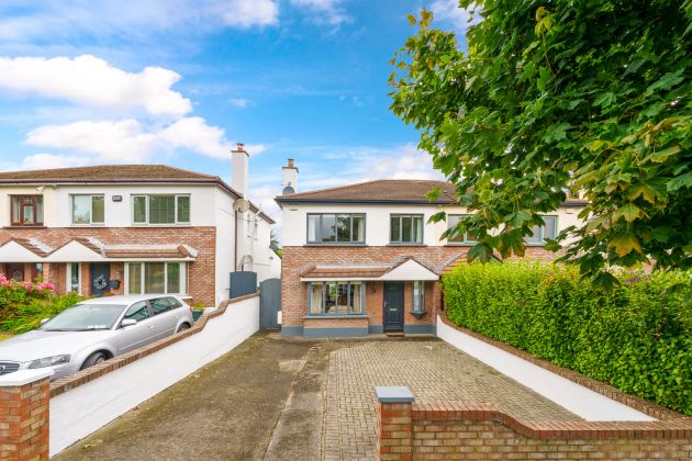 4 Mount Eagle Lawn, Leopardstown, D18 X6P5