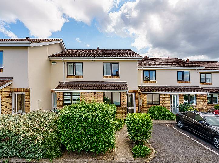 18 Rosemount Court, Booterstown, A94 FT86