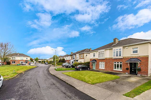 14 Riverwood Drive, Castleknock, D15 YEV8