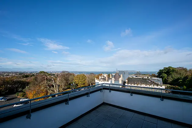 Penthouse 4, Killiney Hill Park Apartments, Killiney Hill Road, Killiney, A96 HD91