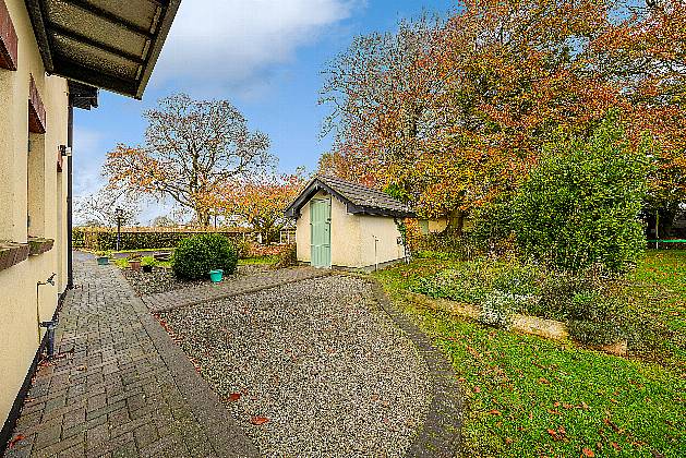 Ashfield Bridge, Ballynakill, Broadford, W91 KA97