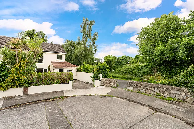 72 Llewellyn Grove, Rathfarnham, D16 CX94