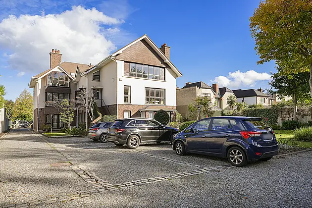 Apt 9 Nutley House, 50/52 Nutley Road, Dublin 4, D04 KH32