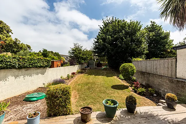 16 Newtownpark Avenue, Blackrock, Co. Dublin