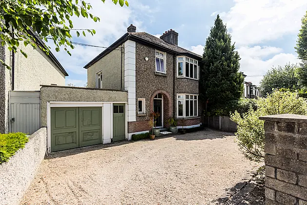 16 Newtownpark Avenue, Blackrock, Co. Dublin