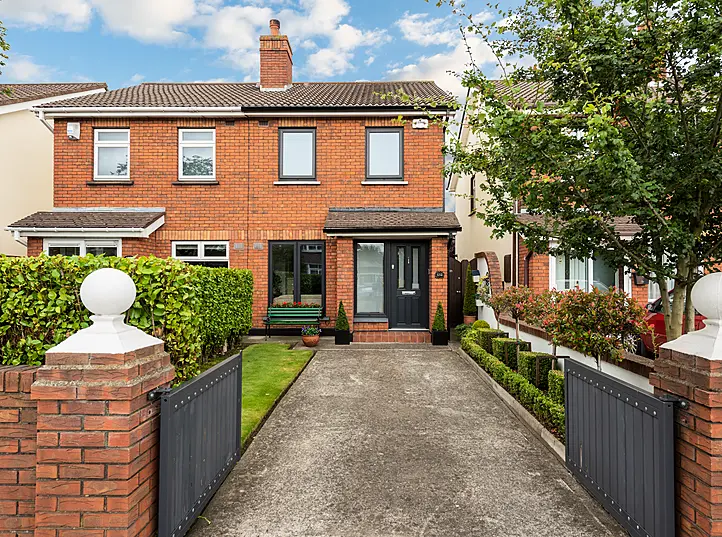 132 Kimmage Road West, Kimmage, Dublin 12