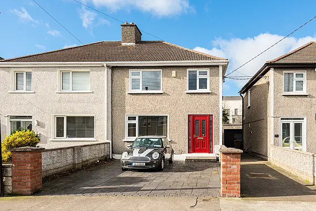 19 Maryfield Crescent, Artane, Dublin 5