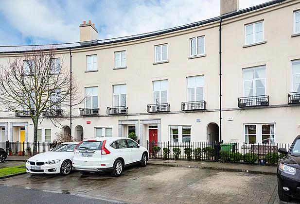 52 The Crescent, Robswall, Malahide, Co. Dublin