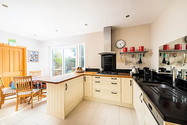 30 Springfield Road, Templeogue, Dublin 6W