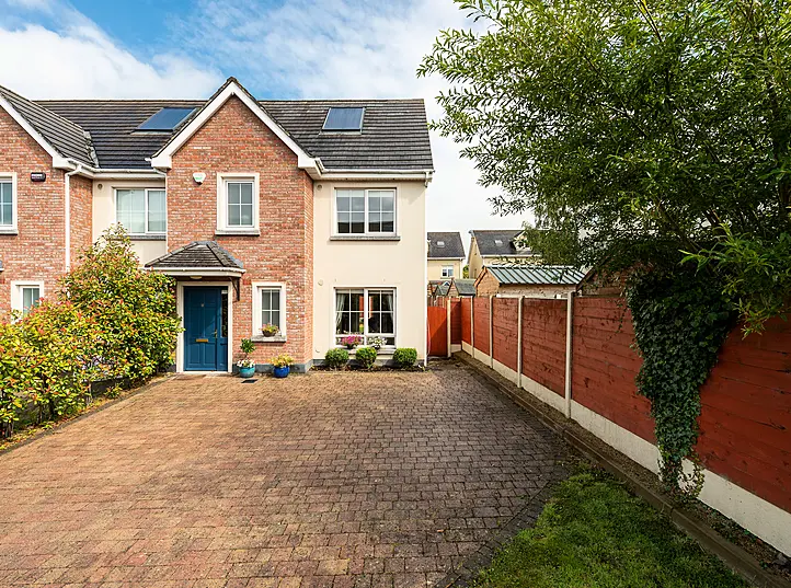 10 Peyton Court, Stoney Lane, Rathcoole, Co. Dublin