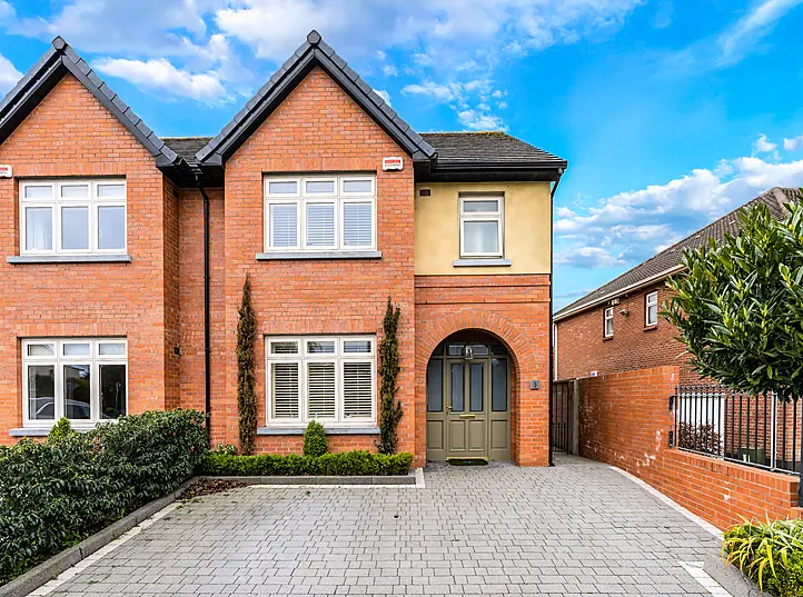 1 Brookwood, Castleknock, D15 X863