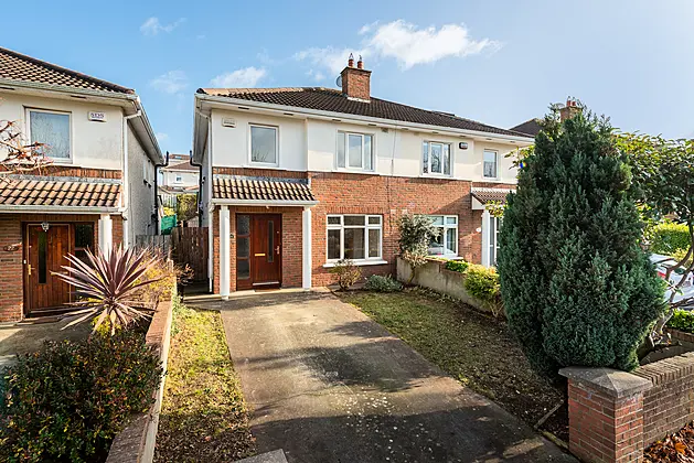 20 Woodstown Drive, Knocklyon, Dublin 16