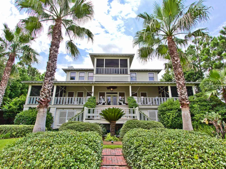 Sandra Bullock's Sweet Georgia Island Home