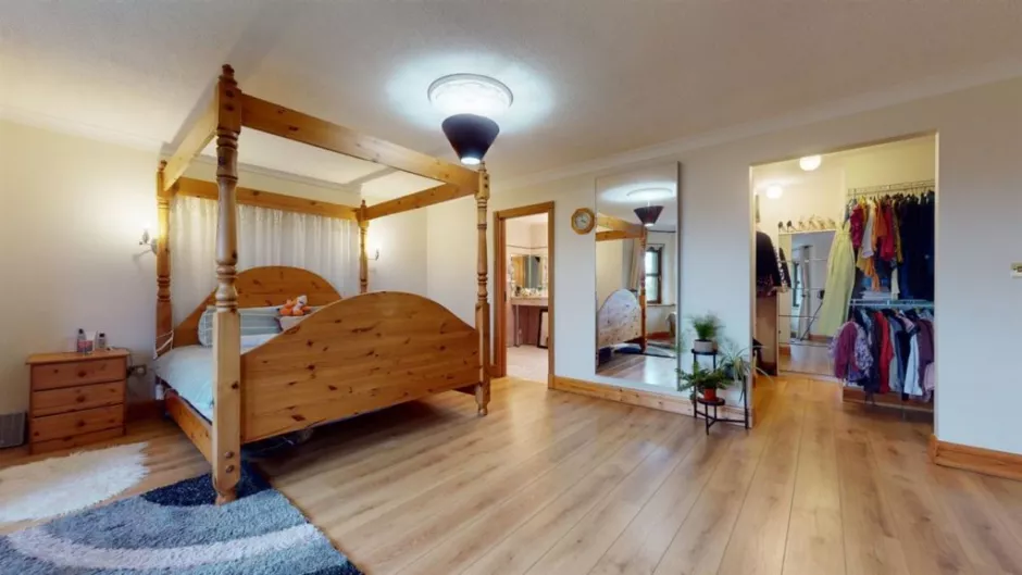 master bedroom Woodhill