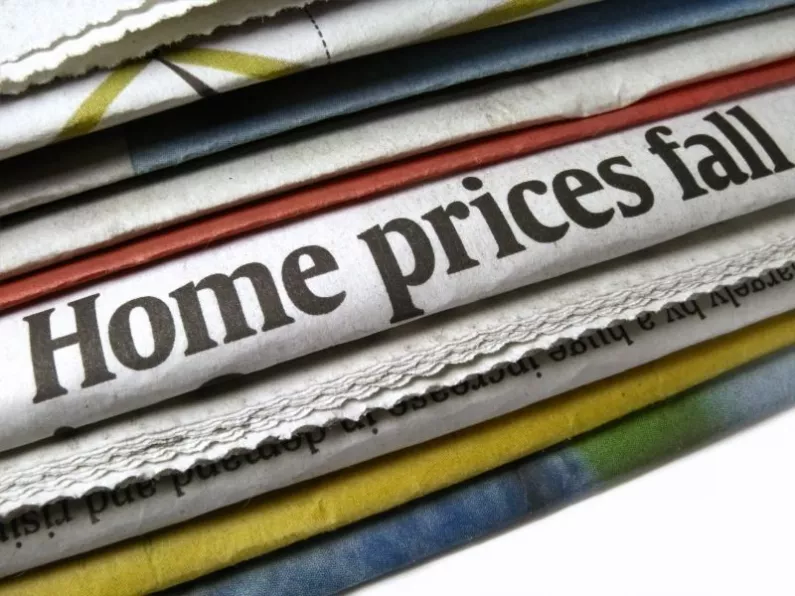 House prices continued to fall in 2011