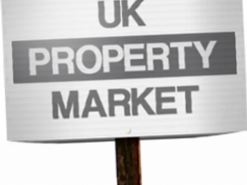 Uk house prices fall by 1.3% in 2011