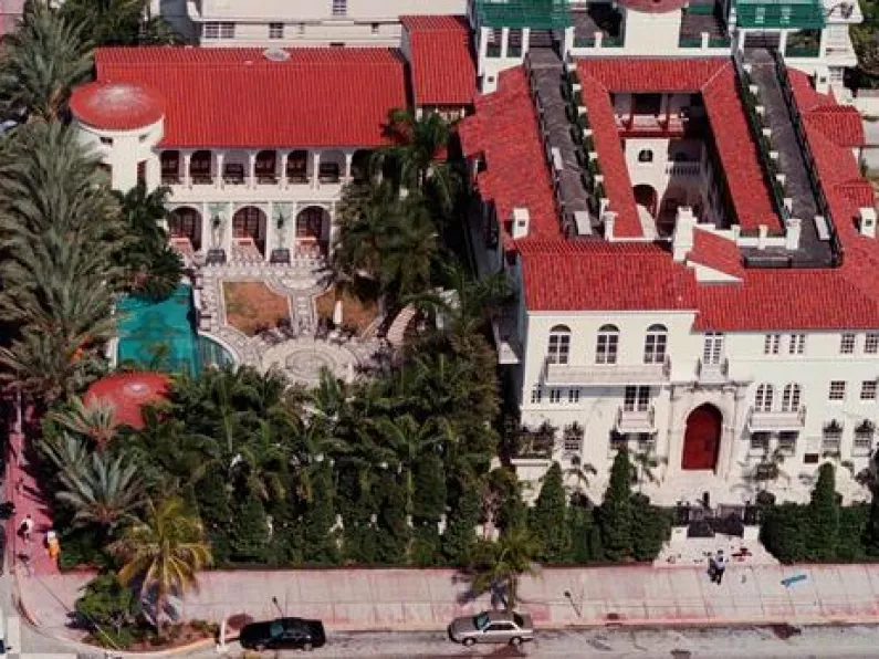 Beckhams interested in Versace mansion