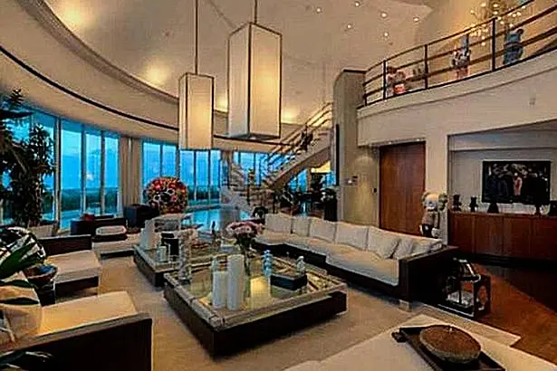 Pharrell-Williams-lists-his-Miami-penthouse