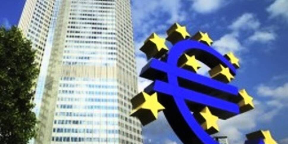 ECB leaves interest rate at re...