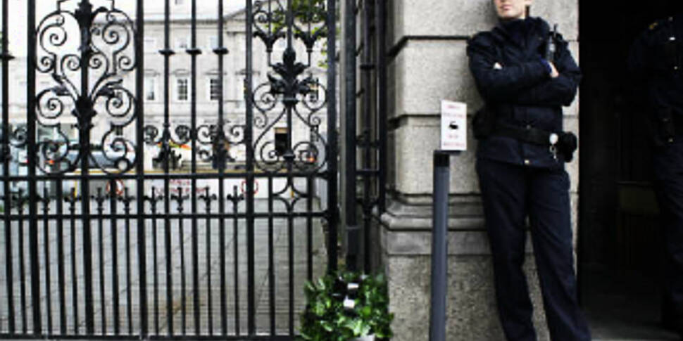 Dail protest asks government n...