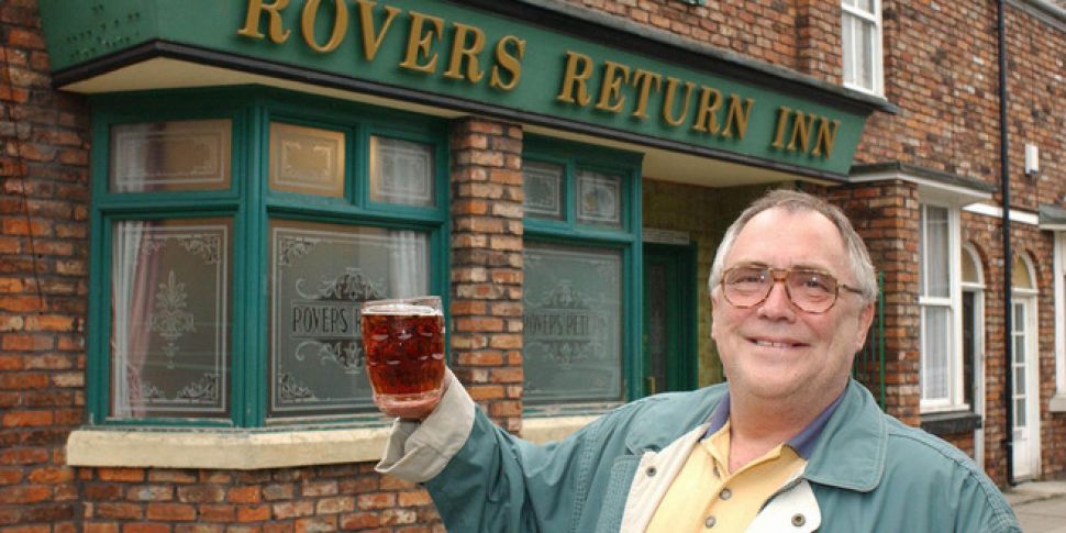 Corrie actor Bill Tarmey dies...