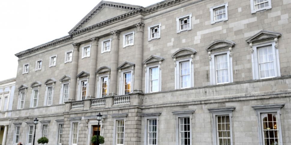 Dail tributes paid to former J...