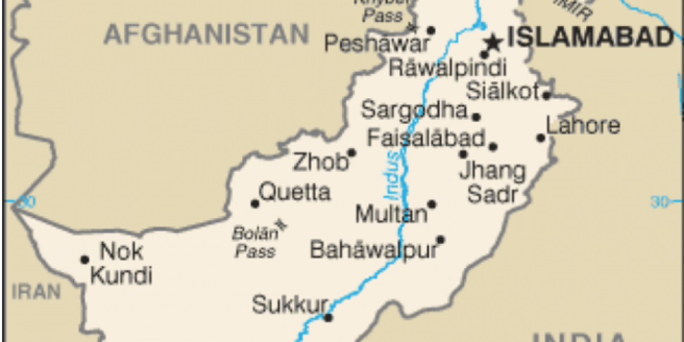 10 killed in Pakistan bomb att...