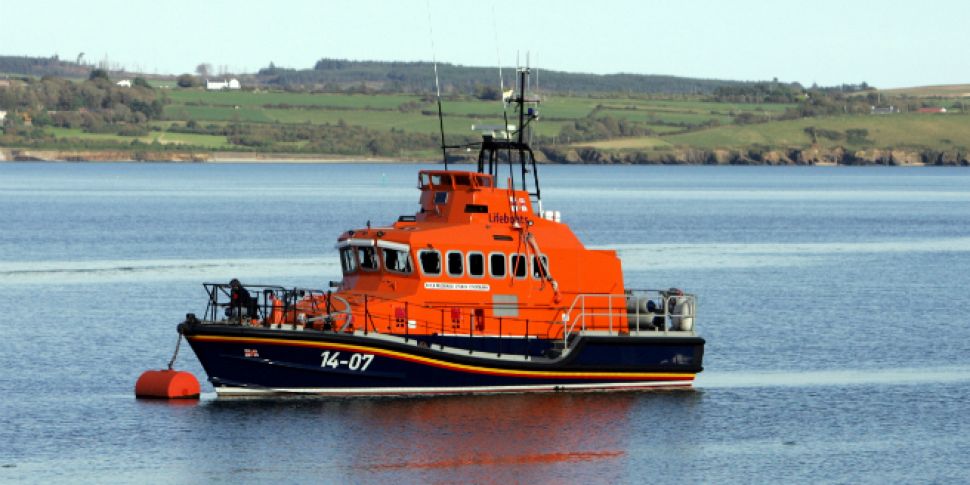 Lifeboat rescues seven from cr...