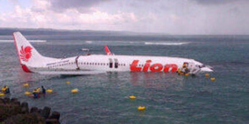 recent plane crashes in water